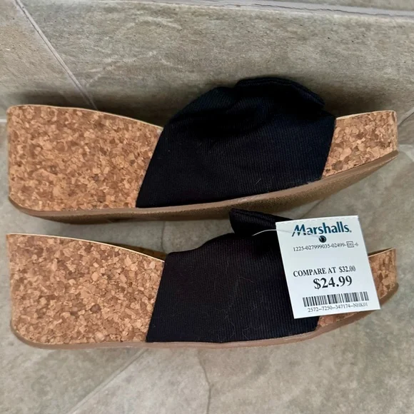 Blowfish 8.5 Women's Black Bow Sandals - Picture 5 of 5